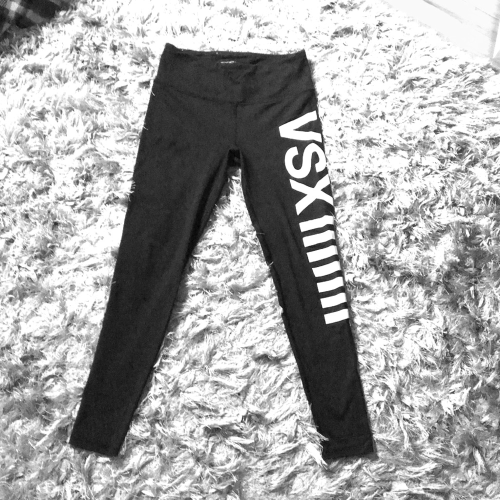 Women’s VSX (Victoria’s Secret) Knockout Legging-M